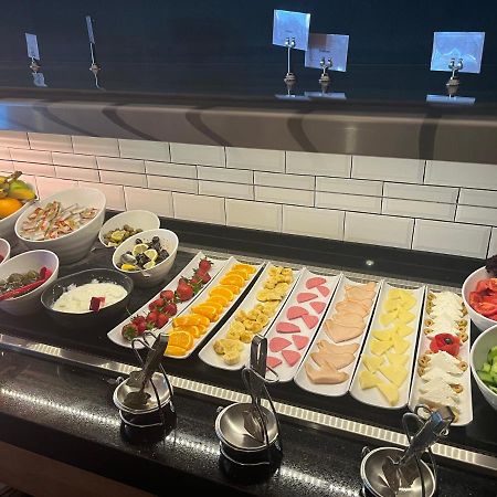 Pure Blanche Hotel Анталия Екстериор снимка