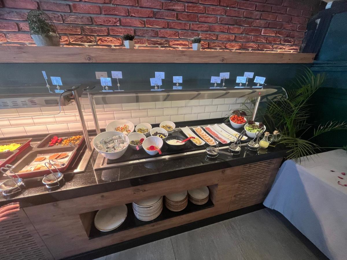 Pure Blanche Hotel Анталия Екстериор снимка